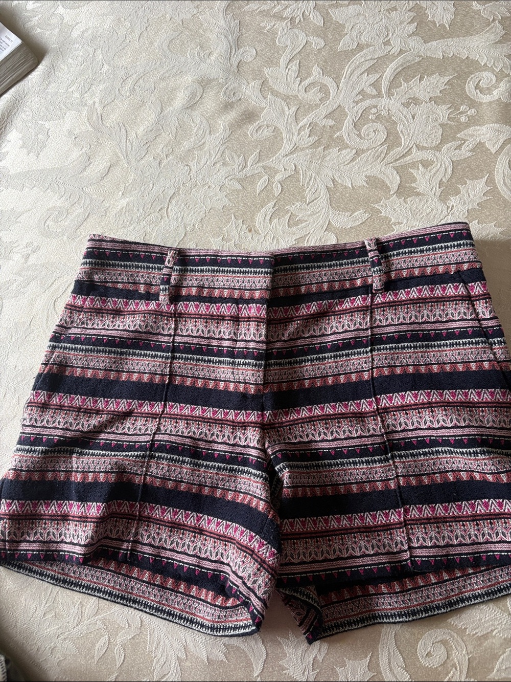 Womens// Loft // The Riviera Short // 4// Multicolor